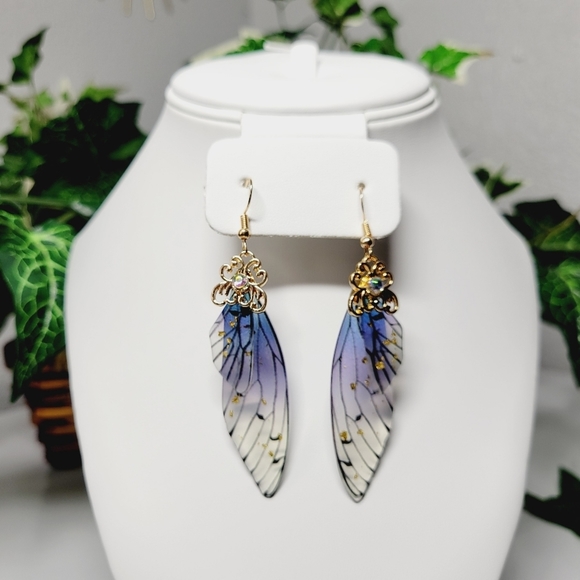NEW Fairy Earrings Butterfly Wings Hand made Fantasy Light weight Elvish earring - Picture 3 of 7